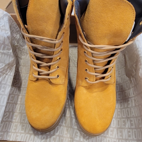 Steve Madden Tindra Womens Suede Platform Ankle Boots | US 8 NEW! - Picture 8 of 14